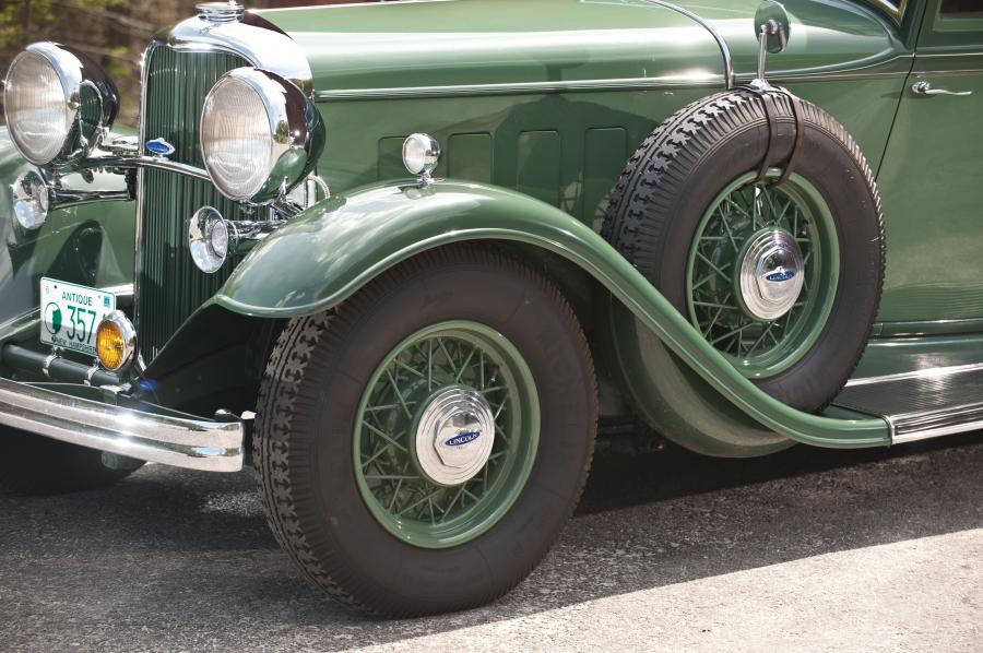 Детали экстерьера Lincoln Model KB Coupe by Judkins (244-B) 1932 года  (фото 47 из 52)